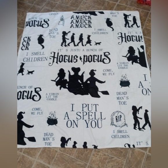 Hocus Pocus throw - Picture 1 of 1